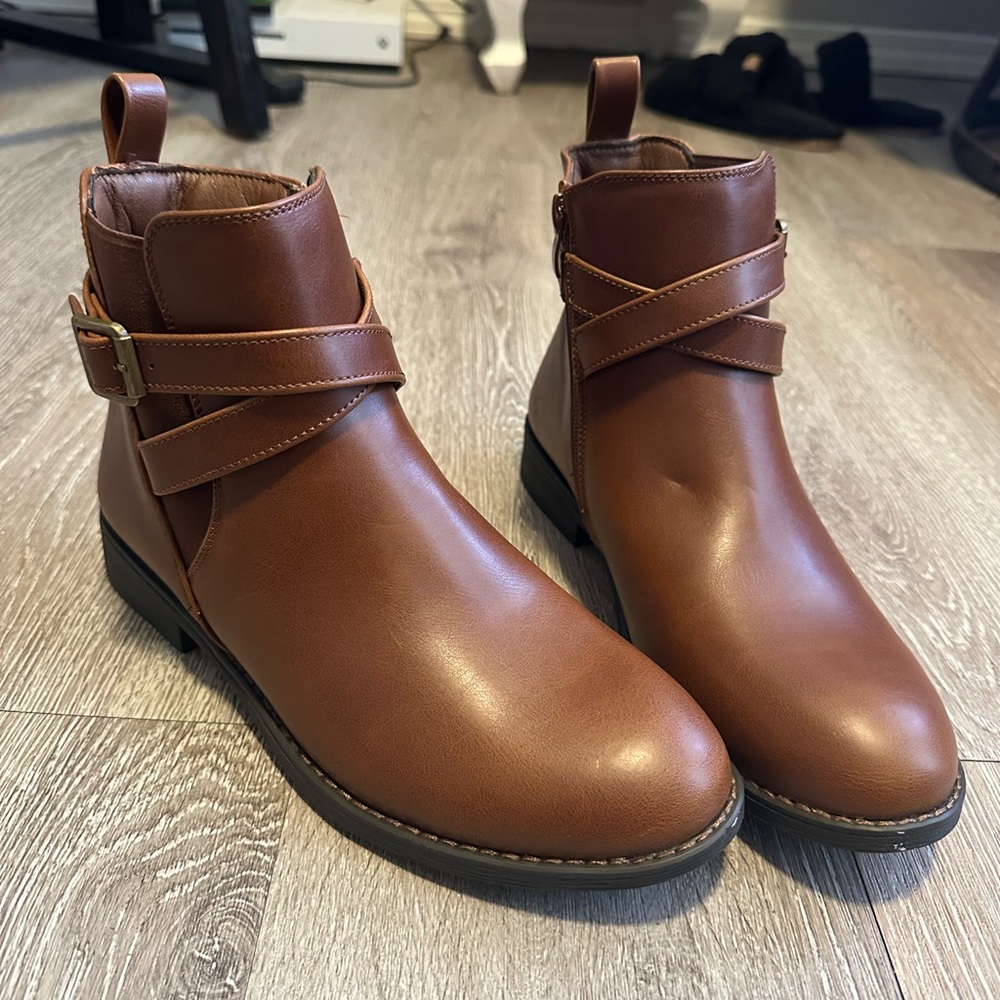 Jeossy Women's Brown Ankle Boots Zipper Casual Fall Short Booties for Women.